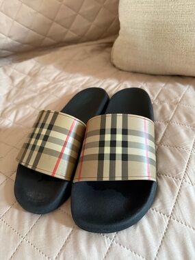 Burberry Tan Plaid Slide Sandals with Black Footbed and Red Accent